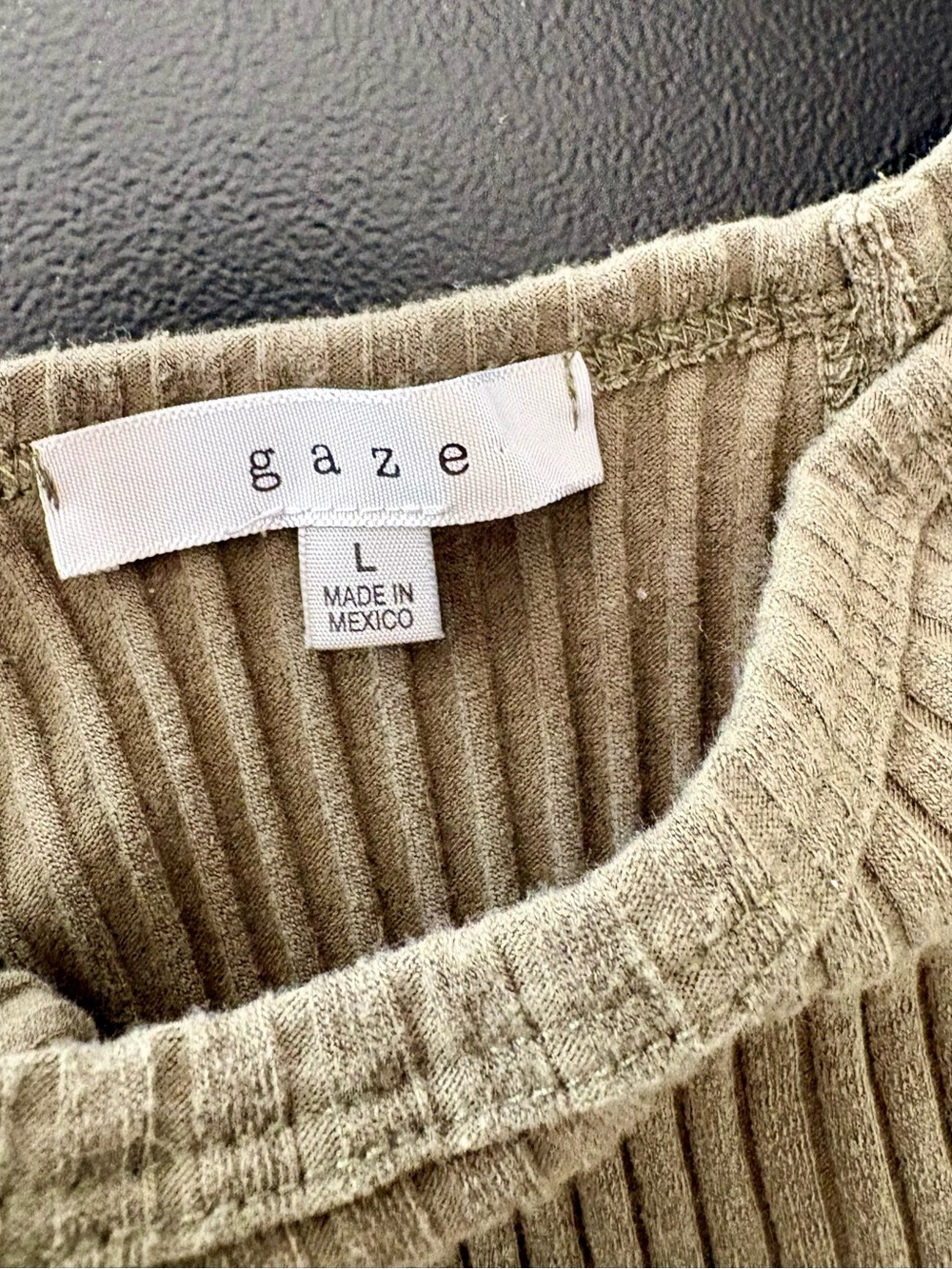 gaze Ribbed Tank Top - Olive - Picture 2 of 2